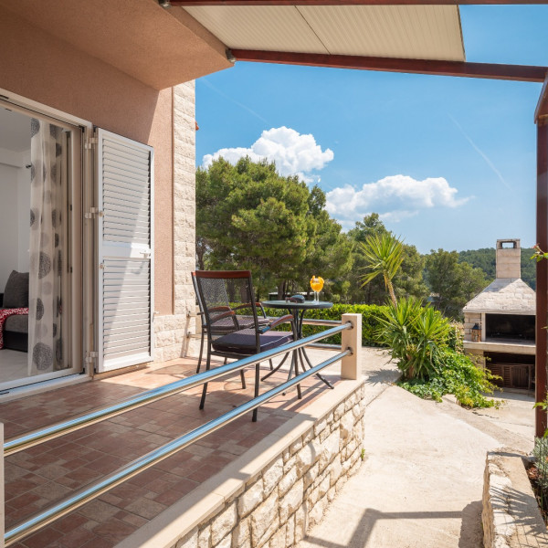 Apartmani Babić, Apartmani Babić Otok Brač