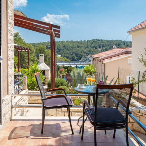 Apartmani Babić, Apartmani Babić Otok Brač