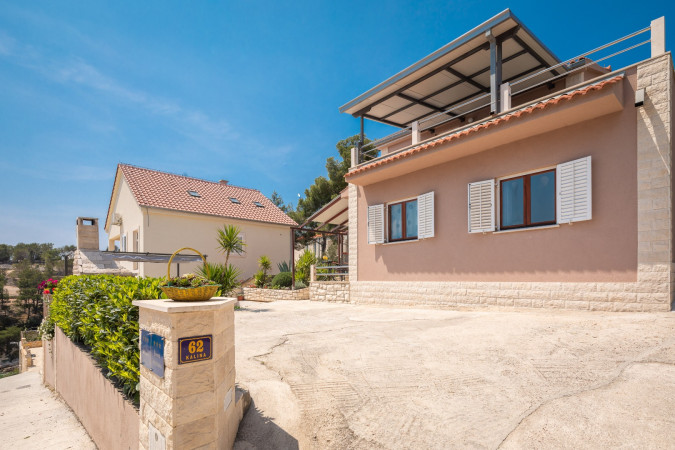Außen, Apartmani Babić Otok Brač